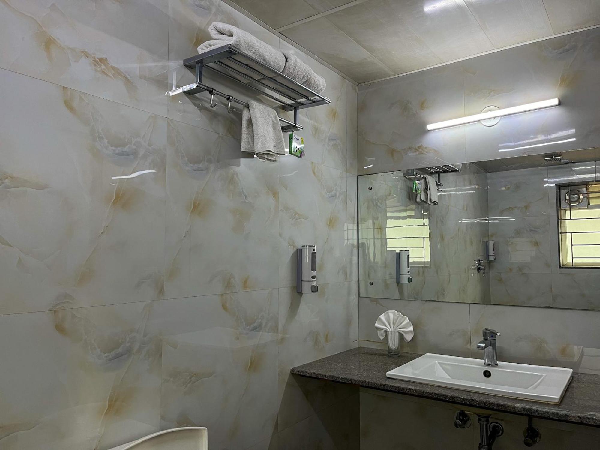Mystic Hotel Koramangala บังกาลอร์ ภายนอก รูปภาพ